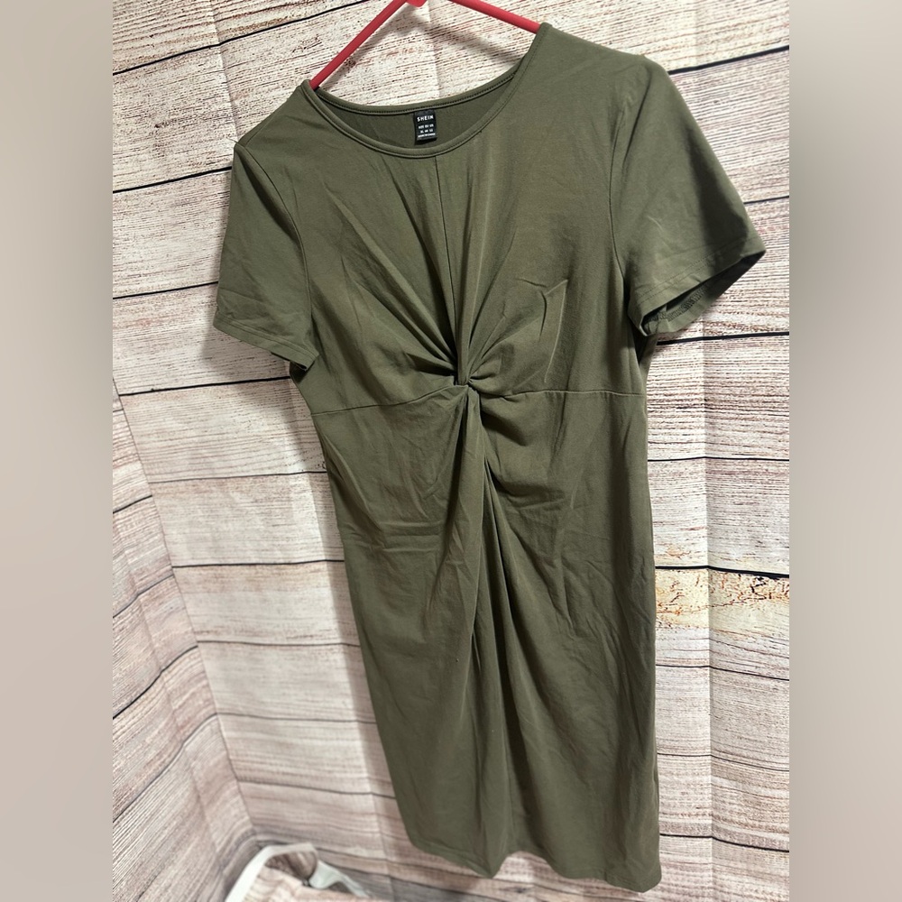 SHEIN Olive Green Twist-Front Short Sleeve Dress